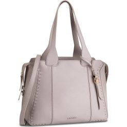 Torebka LIU JO - L Satchel A19046 E0221 Camel 63801. Szare torebki klasyczne damskie Liu Jo, bez wzorów, ze skóry ekologicznej, klasyczne, bez dodatków. W wyprzedaży za 319,00 zł.