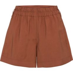 Szorty bonprix orzechowy. Pomarańczowe spodnie damskie bonprix, bez wzorów. Za 89,99 zł.