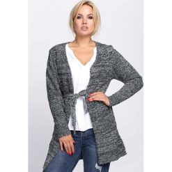 Czarny Kardigan First To Lie. Czarne bez kategorii Born2be, m, w paski. Za 29,99 zł.