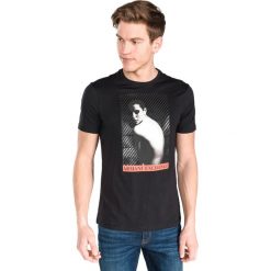 Armani Exchange Koszulka Czarny. Czarne podkoszulki męskie Armani Exchange, xxl, z nadrukiem, z bawełny, z krótkim rękawem. Za 257,95 zł.
