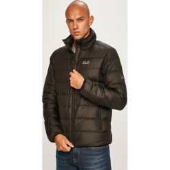 Jack Wolfskin - Kurtka puchowa. Czarne płaszcze męskie Jack Wolfskin, s, bez wzorów, z poliesteru, krótkie, bez kaptura. W wyprzedaży za 579,90 zł.
