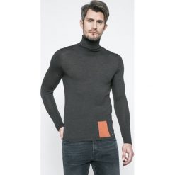 Swetry klasyczne męskie: Marciano Guess – Sweter
