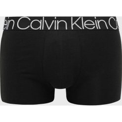 Calvin Klein Underwear - Bokserki. Czarne bokserki męskie Calvin Klein Underwear, bez wzorów, z elastanu. W wyprzedaży za 99,90 zł.