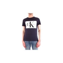 T-shirty z krótkim rękawem Calvin Klein Jeans J30J307843. Czarne t-shirty męskie Calvin Klein Jeans, s, bez wzorów, z jeansu, bez kołnierzyka, krótkie. Za 225,10 zł.