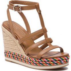 Espadryle TOMMY HILFIGER - Colorful Rope Wedge Sandal FW0FW03821 Summer Cognac 929. Espadryle damskie TOMMY HILFIGER. W wyprzedaży za 429,00 zł.