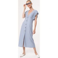 Niebieska Sukienka Very Nice Of You. Niebieskie sukienki damskie Born2be, na lato, s, bez wzorów, z tkaniny, bez kołnierzyka, bez rękawów. Za 89,99 zł.