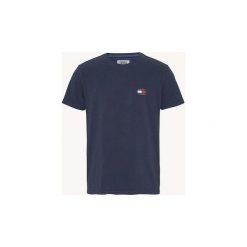 T-shirty z krótkim rękawem Tommy Jeans DM0DM06595 BADGE TEE. Czarne t-shirty męskie Tommy Jeans, s, bez wzorów, z jeansu, bez kołnierzyka, krótkie. Za 151,38 zł.