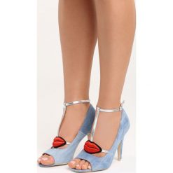 Niebieskie Sandały Red Lips. Czerwone czółenka damskie Born2be, w paski, z denimu, z otwartym noskiem, bez obcasa, na obcasie. Za 59,99 zł.