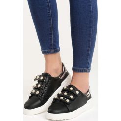 Czarne Buty Sportowe No Alibi. Czarne buty sportowe damskie Born2be, w paski, z paskami. Za 79,99 zł.