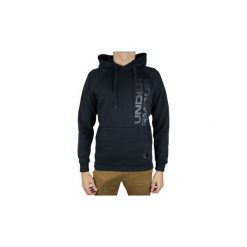 Bluzy Under Armour Rival Fleece Script Hoody 1322028-001. Czarne bluzy męskie Under Armour, xl, bez wzorów, bez kołnierzyka, bez rękawów, bez kaptura. Za 169,99 zł.