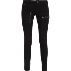 GStar POWEL MID SKINNY COJ Jeansy Slim Fit black. Czarne jeansy damskie G-Star, z elastanu. W wyprzedaży za 351,75 zł.