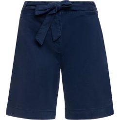 Szorty materiałowe TOMMY HILFIGER Mira Bermuda WW0WW25074. Pomarańczowe szorty damskie TOMMY HILFIGER, bez wzorów, z elastanu. W wyprzedaży za 249,00 zł.