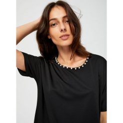 Bluzka z perełkami. Bluzki damskie Moodo, xs. Za 29,99 zł.