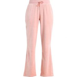Spodnie dresowe damskie: ONLY ONLVERONA VIVIAN FLARED PANTS Spodnie treningowe misty rose