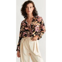 Mango - Koszula Taina. Różowe bluzki damskie Mango, s, bez wzorów, z wiskozy, eleganckie, ze stójką, z długim rękawem. Za 139,90 zł.