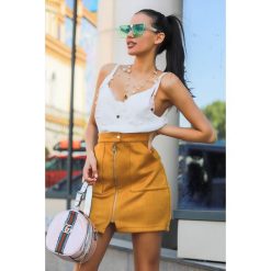 Spódnica SHEILA MUSTARD. Żółte spódniczki damskie Spódnica SHEILA MUSTARD, s, bez wzorów, z zamszu, mini. W wyprzedaży za 59,00 zł.