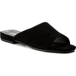 Klapki VAGABOND - Becky 4508-040-20 Black. Czarne klapki damskie Vagabond, bez wzorów, ze skóry, bez obcasa, na obcasie. W wyprzedaży za 269,00 zł.