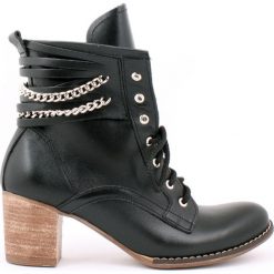 Botki - skóra naturalna - model 451 - kolor czarny. Czarne botki damskie Zapato, na zimę, ze skóry, eleganckie, za kostkę, na wysokim obcasie, na obcasie, na sznurówki. W wyprzedaży za 319,20 zł.