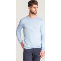 Błękitny sweter Joop Lenz. Niebieskie swetry męskie Joop! Collection, xl, z aplikacjami, z bawełny, z okrągłym kołnierzem, bez kaptura. Za 199,60 zł.