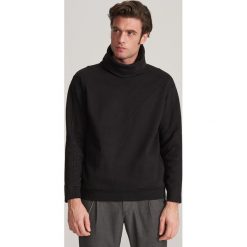Bluza z golfem - Czarny. Czarne bluzy męskie Reserved, s, bez wzorów, z golfem, bez rękawów, bez kaptura. W wyprzedaży za 79,99 zł.
