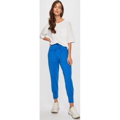 Answear - Spodnie. Niebieskie spodnie damskie ANSWEAR, s, bez wzorów, z elastanu, casualowe. W wyprzedaży za 59,90 zł.