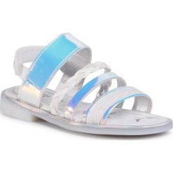 Sandały PRIMIGI - 5439800 M Si.Laser/Argento. Szare sandały dziewczęce Primigi, ze skóry ekologicznej, bez zapięcia. Za 199,00 zł.