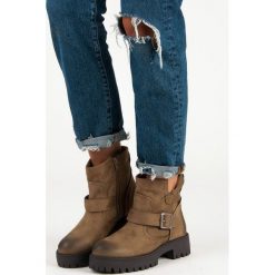 ZAMSZOWE BOTKI WORKERY. Szare botki damskie zamszowe marki Corina. Za 109,99 zł.