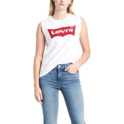 Levi's On Tour Podkoszulek Biały. Białe podkoszulki damskie Levi's®, s, z nadrukiem, z bawełny, bez kołnierzyka. Za 102,95 zł.