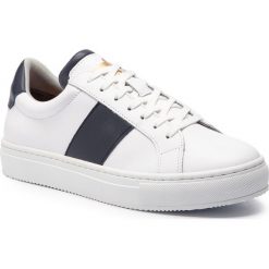 Sneakersy TOGOSHI - TG-12-02-000073 622. Białe sneakersy męskie marki Togoshi, na co dzień, bez wzorów, ze skóry, eleganckie, bez zapięcia. Za 479,00 zł.