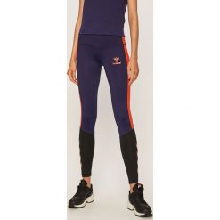 Hummel - Legginsy. Niebieskie spodnie damskie Hummel, s, z nadrukiem, z elastanu. W wyprzedaży za 159,90 zł.