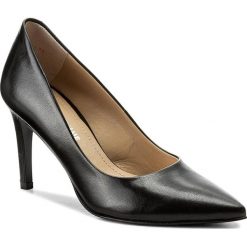 Szpilki SOLO FEMME - 75403-38-A19/E45-04-00 Czarny 1. Czarne półbuty damskie Solo Femme, bez wzorów, ze skóry, eleganckie, bez obcasa, na obcasie, bez zapięcia. Za 339,00 zł.
