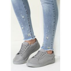 Szare Buty Sportowe Tremendous Thing. Szare buty sportowe damskie vices. Za 49,99 zł.