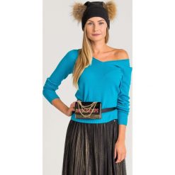 SWETER KASZMIROWY Armani Exchange. Zielone swetry damskie Armani Exchange, s, z aplikacjami, z kaszmiru, bez rękawów, bez kaptura. Za 939,00 zł.