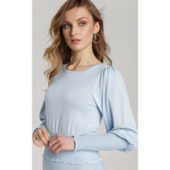 Jasnoniebieski Sweter Patton. Niebieskie swetry damskie Renee, s, bez wzorów, z dzianiny, klasyczne, z długim rękawem, długie, bez kaptura. Za 109,99 zł.
