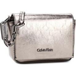 Torebka CALVIN KLEIN BLACK LABEL - Gifting Micro Crossb K60K604060 902. Żółte listonoszki damskie marki Calvin Klein Black Label. Za 399,00 zł.