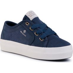 Tenisówki GANT - Leisha 20539441 Marine G69. Niebieskie półbuty damskie GANT, bez wzorów, z gumy, bez zapięcia. Za 339,00 zł.