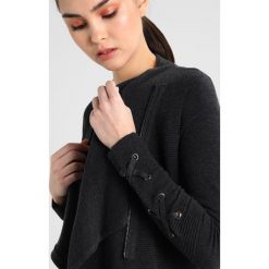 Kardigany damskie: Mint Velvet LACE UP SLEEVE DETAIL ORGANIC CARDIGAN Kardigan charcoal marl