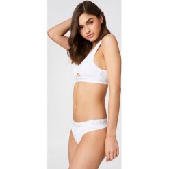 Stringi: Calvin Klein Stringi Cotton – White