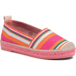 Espadryle VIDORRETA - Camping Banda 21550 Pitusa Rosa. Różowe espadryle damskie Vidorreta, bez wzorów, z tworzywa sztucznego, bez obcasa, na płaskiej podeszwie. Za 379,00 zł.