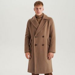 Długi płaszcz z wełną ReDesign - Kremowy. Białe płaszcze na zamek męskie Reserved, l, z wełny. Za 499,99 zł.