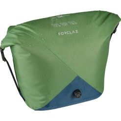 Pokrowiec kompresyjny trekkingowy WTP - 20 l. Zielone plecaki męskie FORCLAZ, bez wzorów, z poliesteru. Za 54,99 zł.