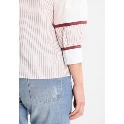 Fashion Union ALWEDA Bluzka mocha. Brązowe bez kategorii marki Fashion Union, z bawełny. W wyprzedaży za 152,10 zł.