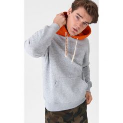 Bluza z kontrastowym kapturem - Szary. Szare bluzy męskie House, s, bez wzorów, z kapturem, bez rękawów. Za 99,99 zł.