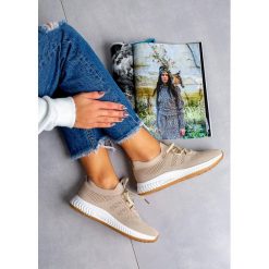 Beżowe buty sportowe sznurowane casu 20p7/m. Brązowe buty dziewczęce sportowe Casu, bez wzorów, z materiału, na sznurówki. Za 49,99 zł.