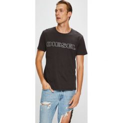 Diesel - T-shirt/polo UMLT.JAKE.0DARX. Szare koszulki polo Diesel, l, z nadrukiem, z dzianiny. W wyprzedaży za 149,90 zł.