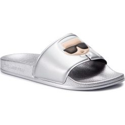 Klapki KARL LAGERFELD - KL80905 Silver Rubber. Szare klapki damskie KARL LAGERFELD, bez wzorów, ze skóry ekologicznej, bez obcasa. W wyprzedaży za 209,00 zł.