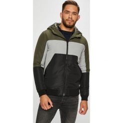 Only & Sons - Kurtka. Zielone płaszcze męskie marki Only & Sons, s, bez wzorów, z poliesteru, krótkie, bez kaptura. W wyprzedaży za 149,90 zł.