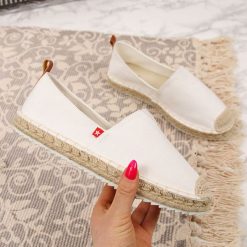 Espadryle damskie slip on złote Big Star FF274A499 - biały. Żółte trampki i tenisówki damskie BIG STAR, bez wzorów, bez zapięcia. Za 79,99 zł.