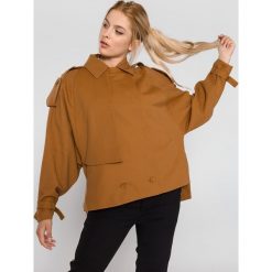 Lacoste Płaszcz Brązowy. Pomarańczowe kurtki damskie Lacoste, na wiosnę, m, bez wzorów, z bawełny. Za 1584,95 zł.