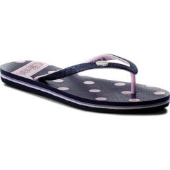 Japonki PEPE JEANS - Rake Clea PLS70033 Blue 551. Niebieskie klapki damskie Pepe Jeans, bez wzorów, z jeansu, bez obcasa. W wyprzedaży za 79,00 zł.